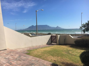 Отель Beachfront Apartment at Malata Beach in Blouberg  Блоуберг